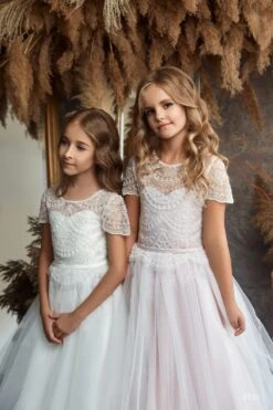 L2331 Short Sleeve Embellished Communion Dress(L2331 Short Sleeve Embellished Communion Dress)