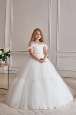 AB052 Puffy Tulle Ball Gown(Ab052 Puffy Tulle Ball Gown)