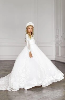 Long White Communion Lace Dress With Sleeves(Long White Communion Lace Dress With Sleeves)