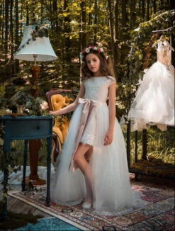 Girls Little Lace Dress With Detachable Tulle Overskirt(Girls Little Lace Dress With Detachable Tulle Overskirt)