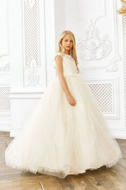 Blush Princess Dress For Girls With Pearls(Blush Princess Dress For Girls With Pearls)
