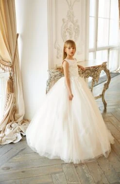 Elegant Tulle And Lace First Communion Dress(Elegant Tulle And Lace First Communion Dress)