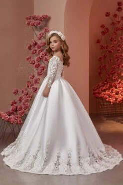 Andromeda Sophisticated Communion Dress With Sweetheart Neckline(Andromeda Sophisticated Communion Dress With Sweetheart Neckline) -Mia Bambina Store mia bambina boutique andromeda sophisticated communion dress with sweetheart neckline 2