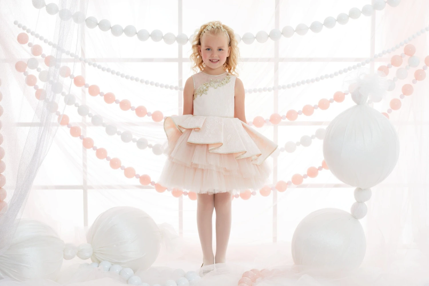 Girl's Lace Overlay Dress With Gold Embroidery Applique(Girls Lace Overlay Dress With Gold Embroidery Applique) 9 Girl's Lace Overlay Dress With Gold Embroidery Applique(Girls Lace Overlay Dress With Gold Embroidery Applique) - Image 9