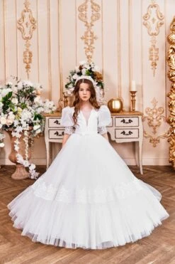 Vintage Style Ballgown For Flower Girl(Vintage Style Ballgown For Flower Girl)