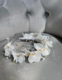 White Floral Hair Crown For Girls | Handmade Crystal & Pearl Headpiece(White Floral Hair Crown For Girls Handmade Crystal Pearl Headpiece) -Mia Bambina Store mia bambina boutique white floral hair crown for girls handmade crystal pearl headpiece 3