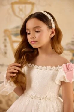 White Floral Hairpiece For Girls | Handmade First Communion & Flower Girl Headband(White Floral Hairpiece For Girls Handmade First Communion Flower Girl Headband)